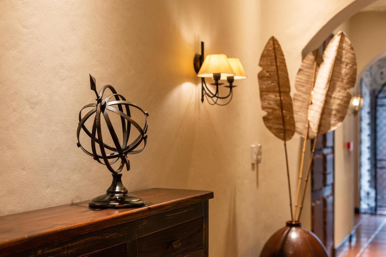 Hotel Boutique Balcon De La Plaza Salta Dış mekan fotoğraf